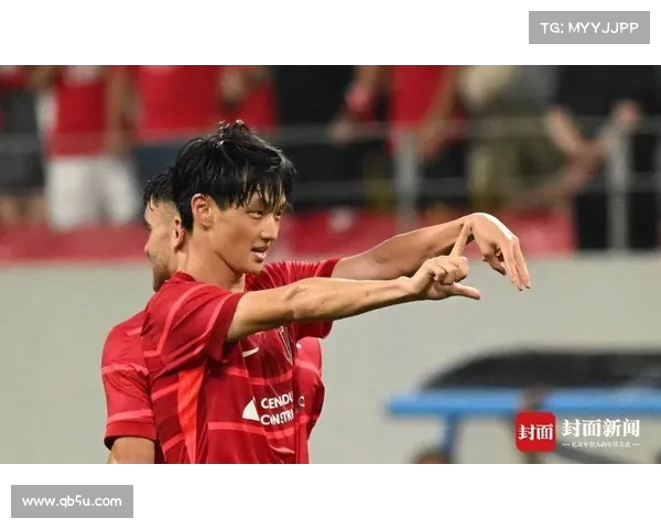 成都亚冠TIFO激发威斯特法伦回忆 周末浙江赛场也有精彩值得期待